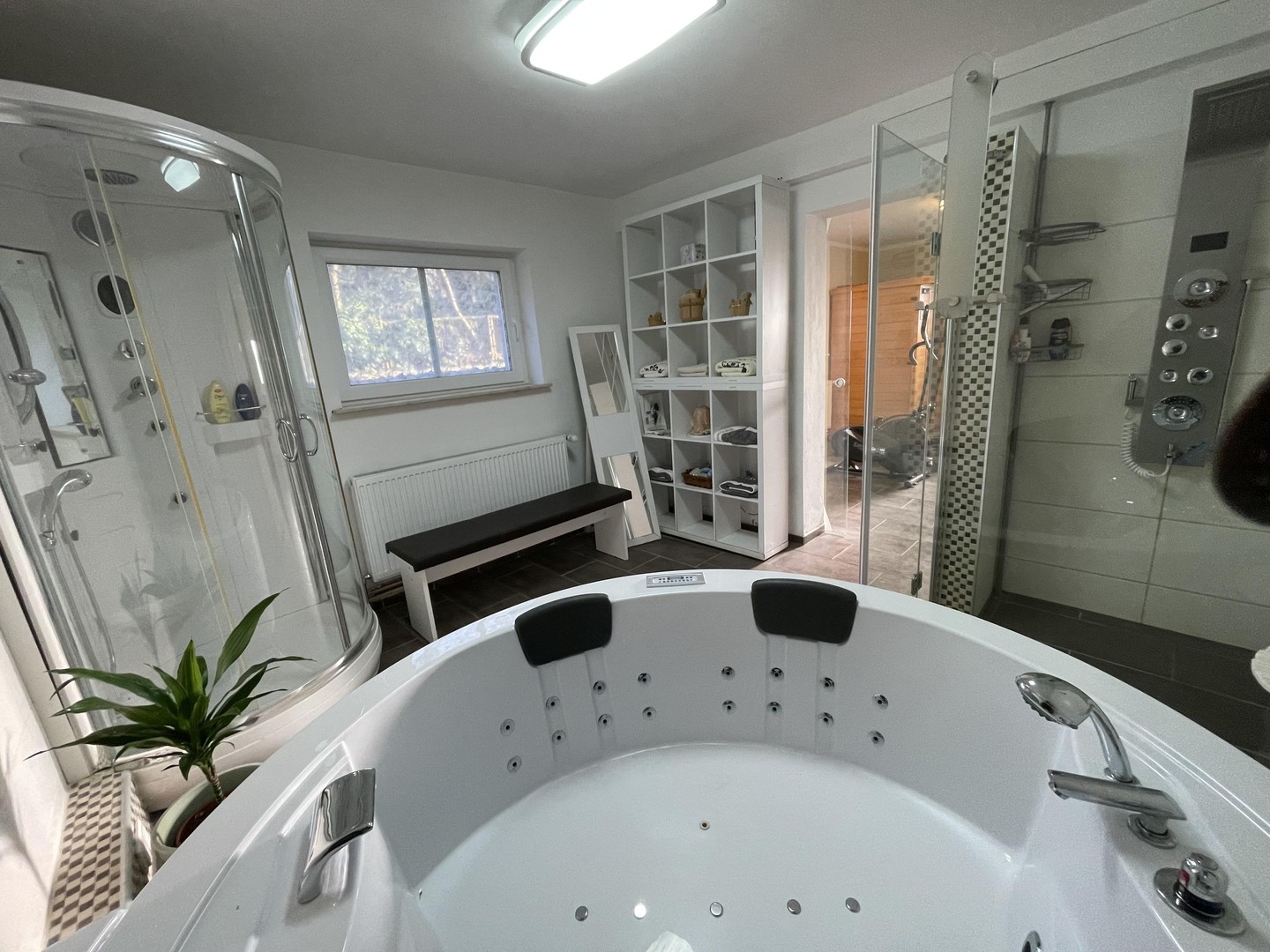 Property thumbnail 11