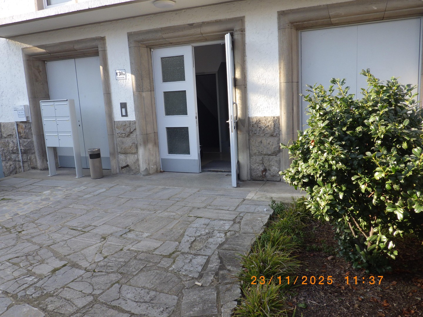 Property thumbnail 13