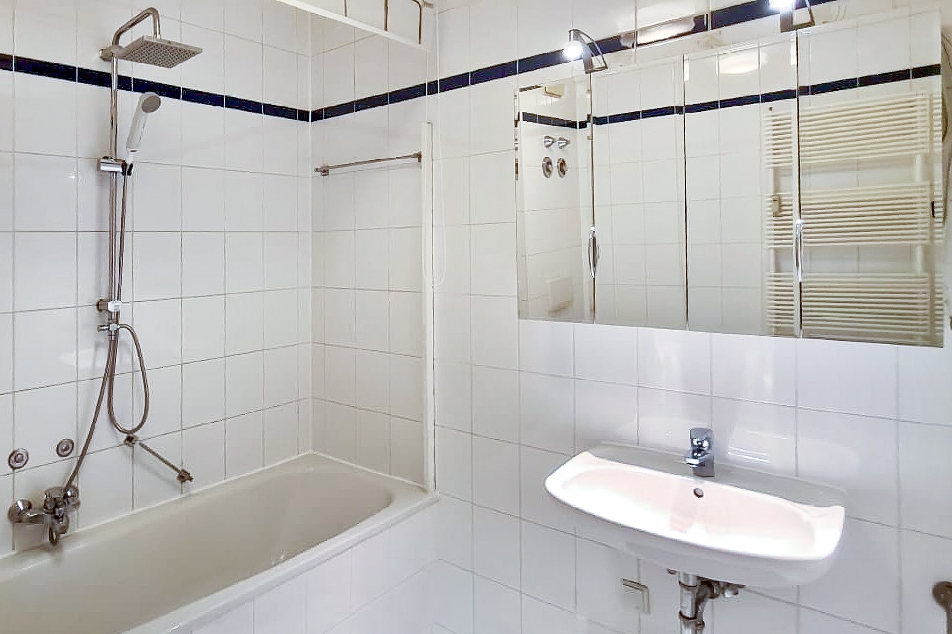 Property thumbnail 6