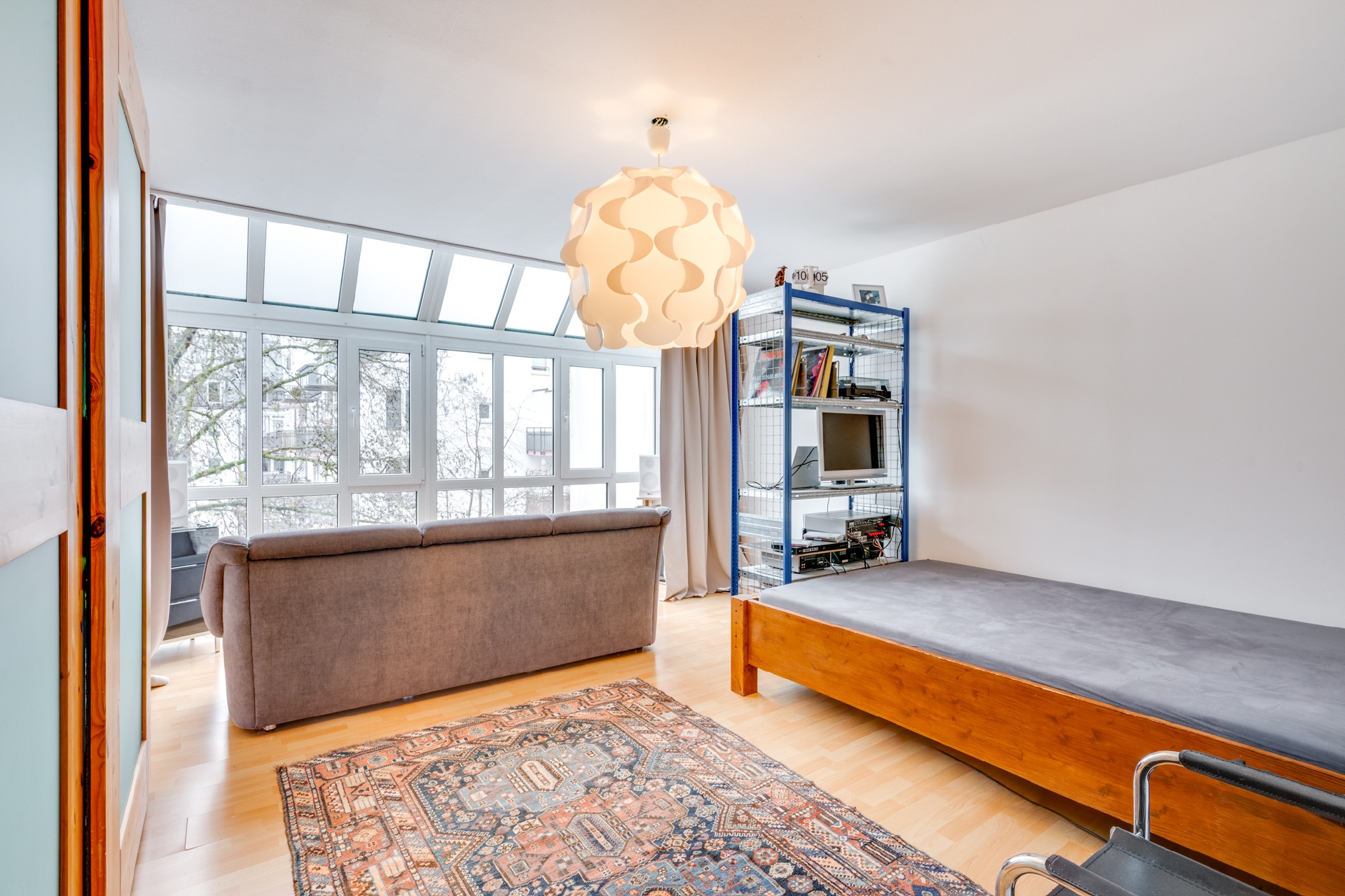 Property thumbnail 2