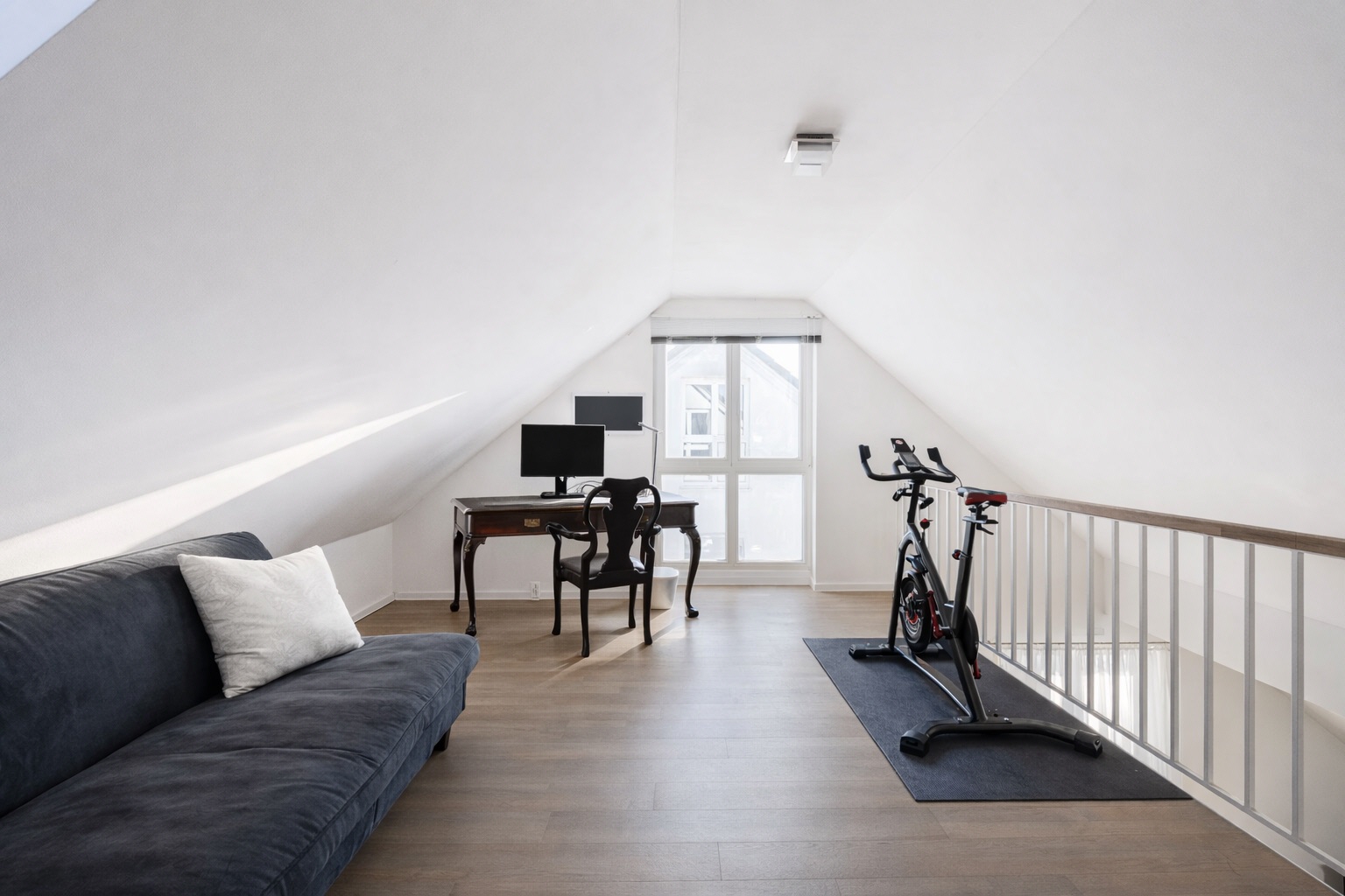 Property thumbnail 6