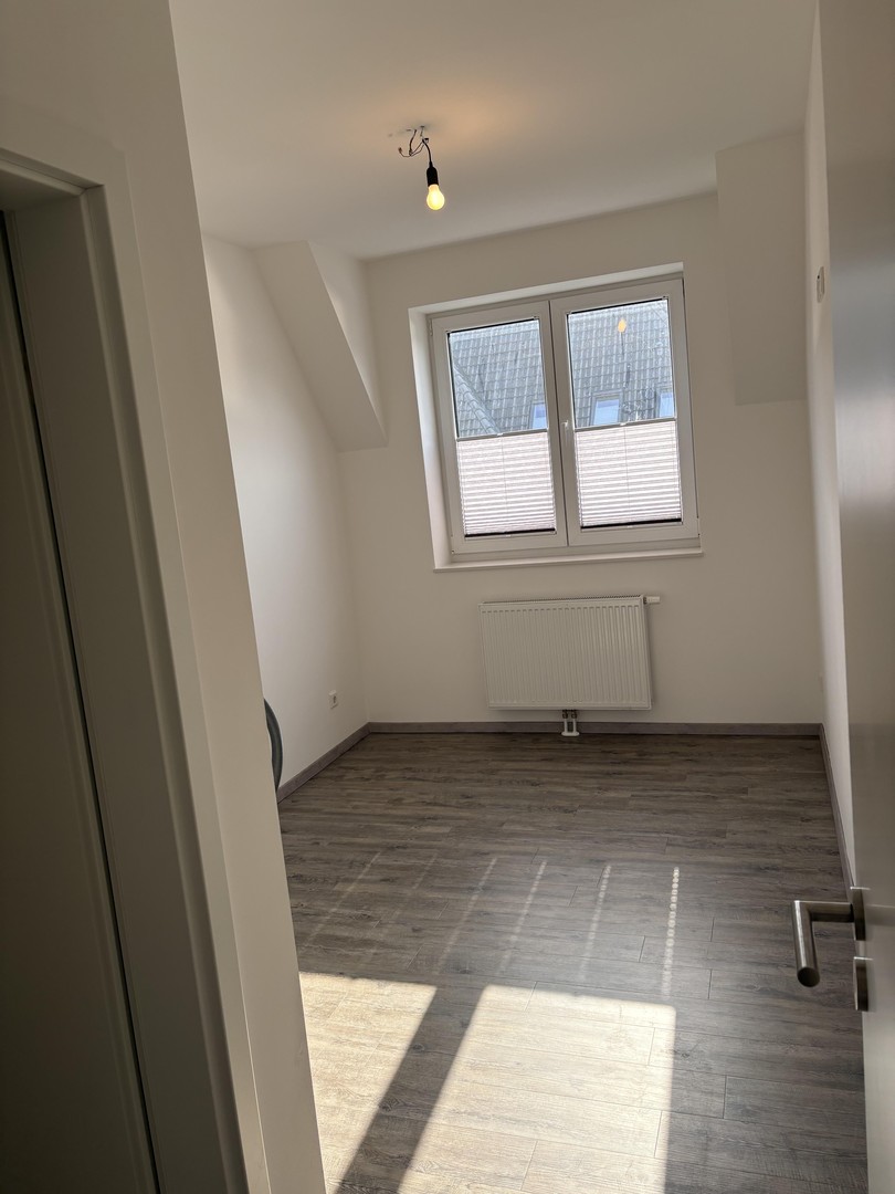 Property thumbnail 6