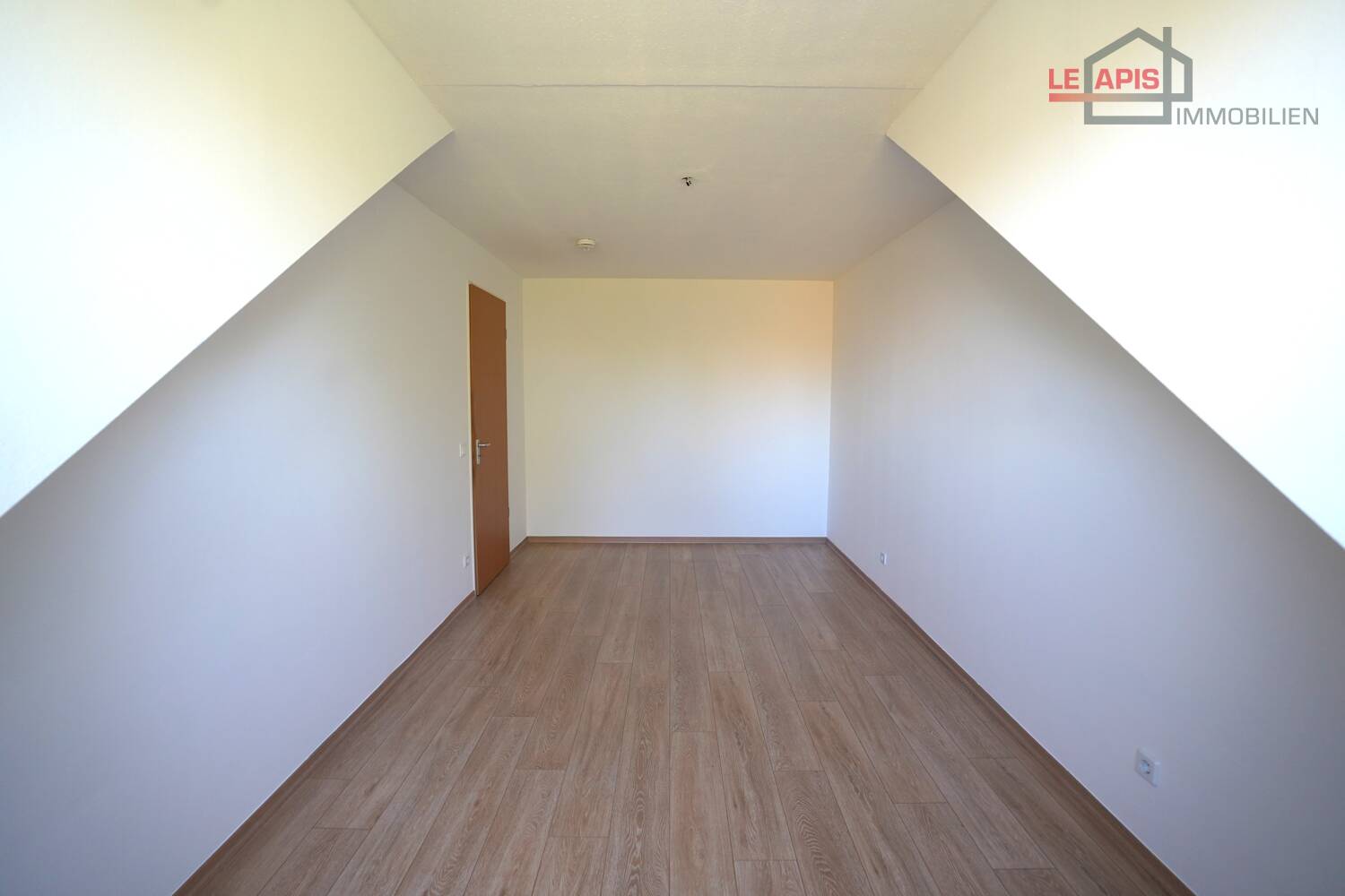 Property thumbnail 23