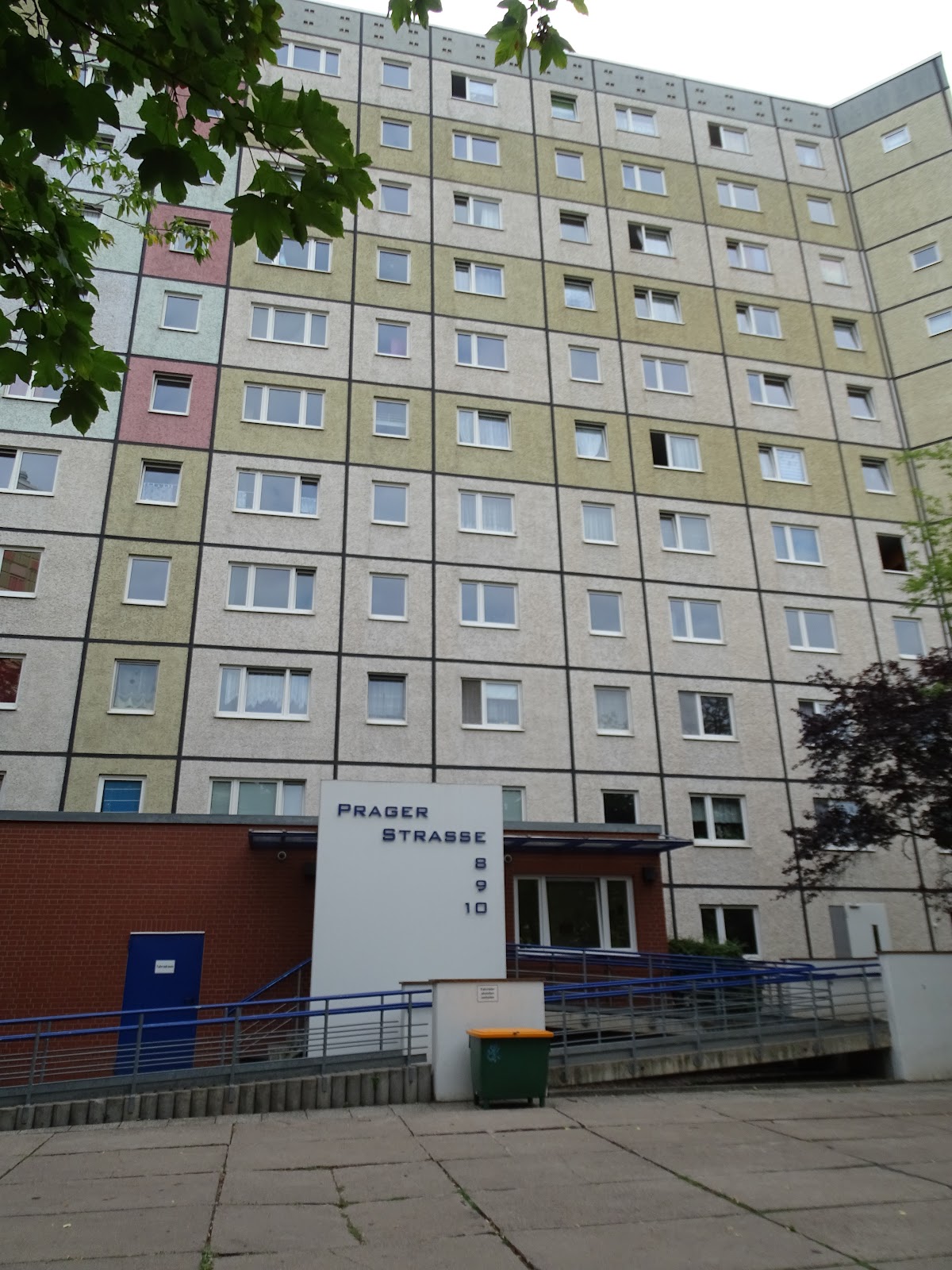 Property thumbnail 2