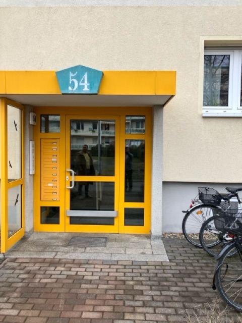 Frühling im Kopf, Umzug im Karton – wir bringen frischen Wind in Ihr neues Zuhause.