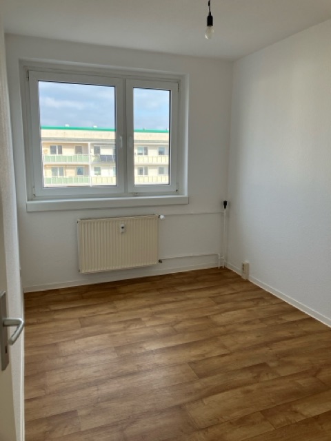 Property thumbnail 3