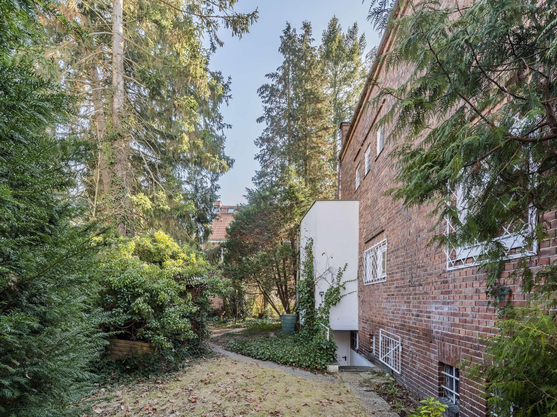 Property thumbnail 3