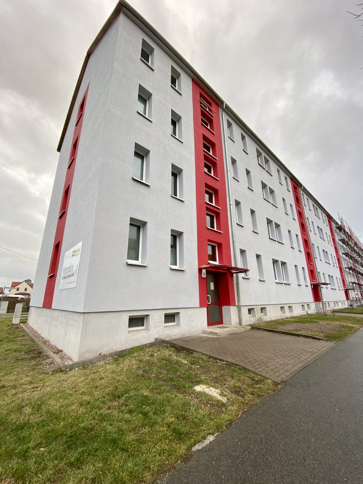 Property thumbnail 2