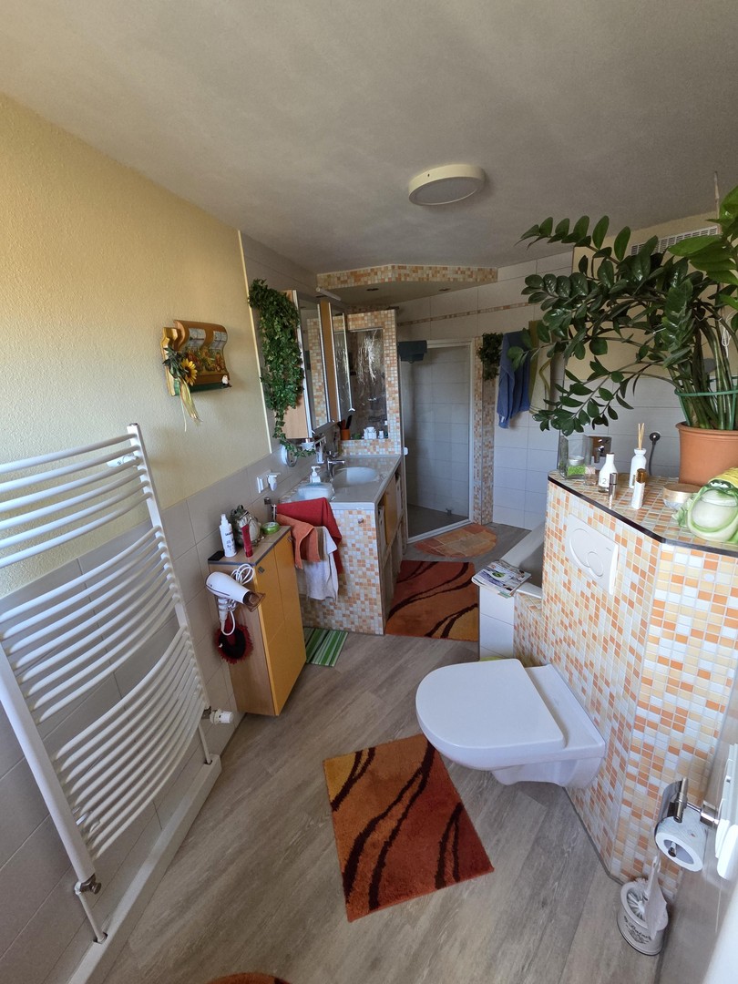 Property thumbnail 8