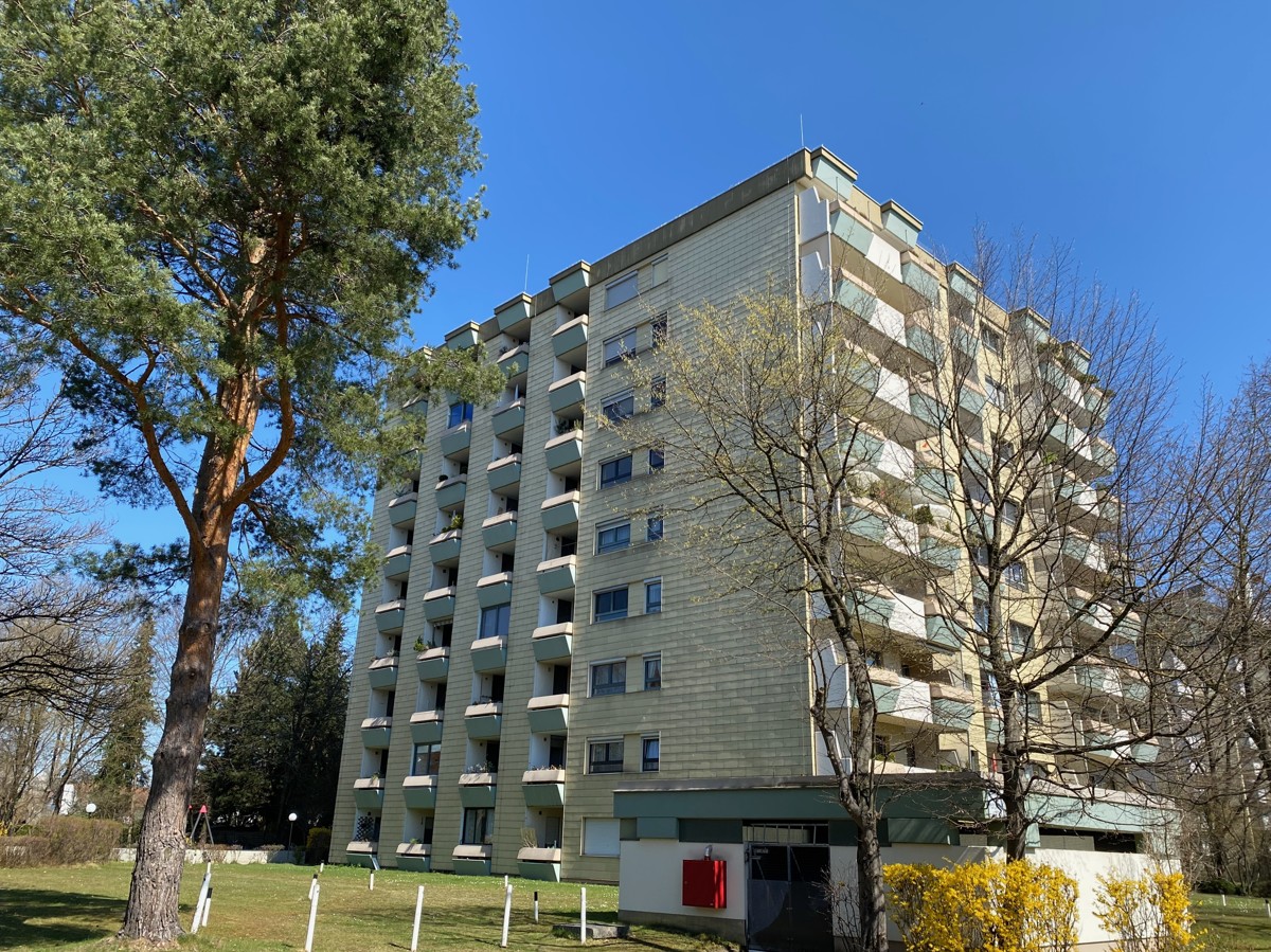 Erbpacht rechnet sich: freie 2-Zi.-Wohnung mit weitem Blick, Besichtigung nach Vereinbarung