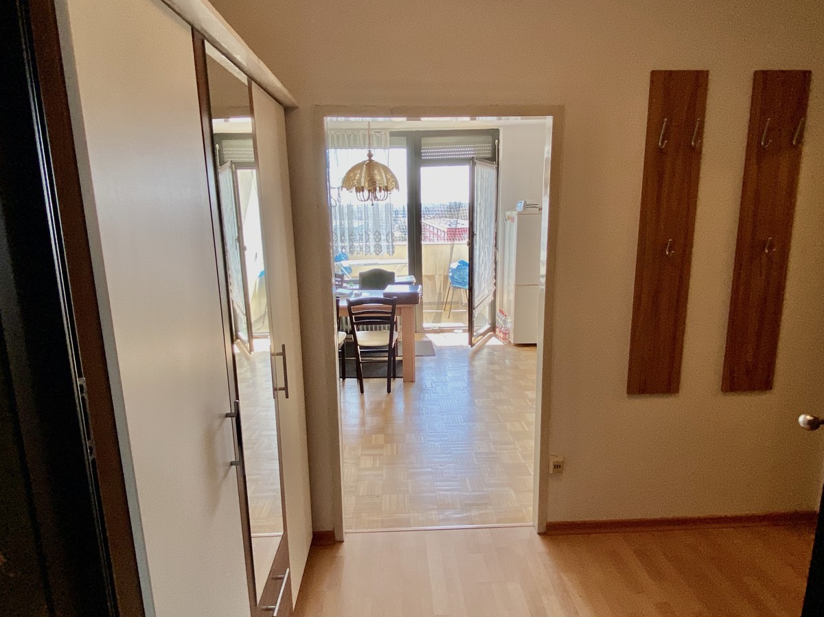 Property thumbnail 6