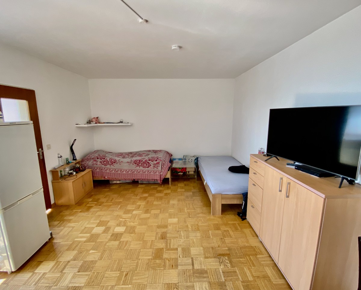 Property thumbnail 11