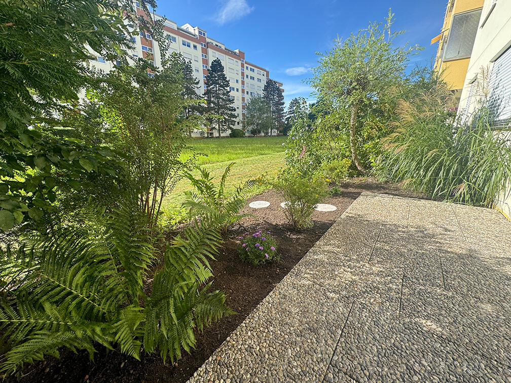 Freie, ruhige 2-Zimmer mit schöner Westterrasse - Besichtigung, Freitag den 20.03. n.Vereinbarung