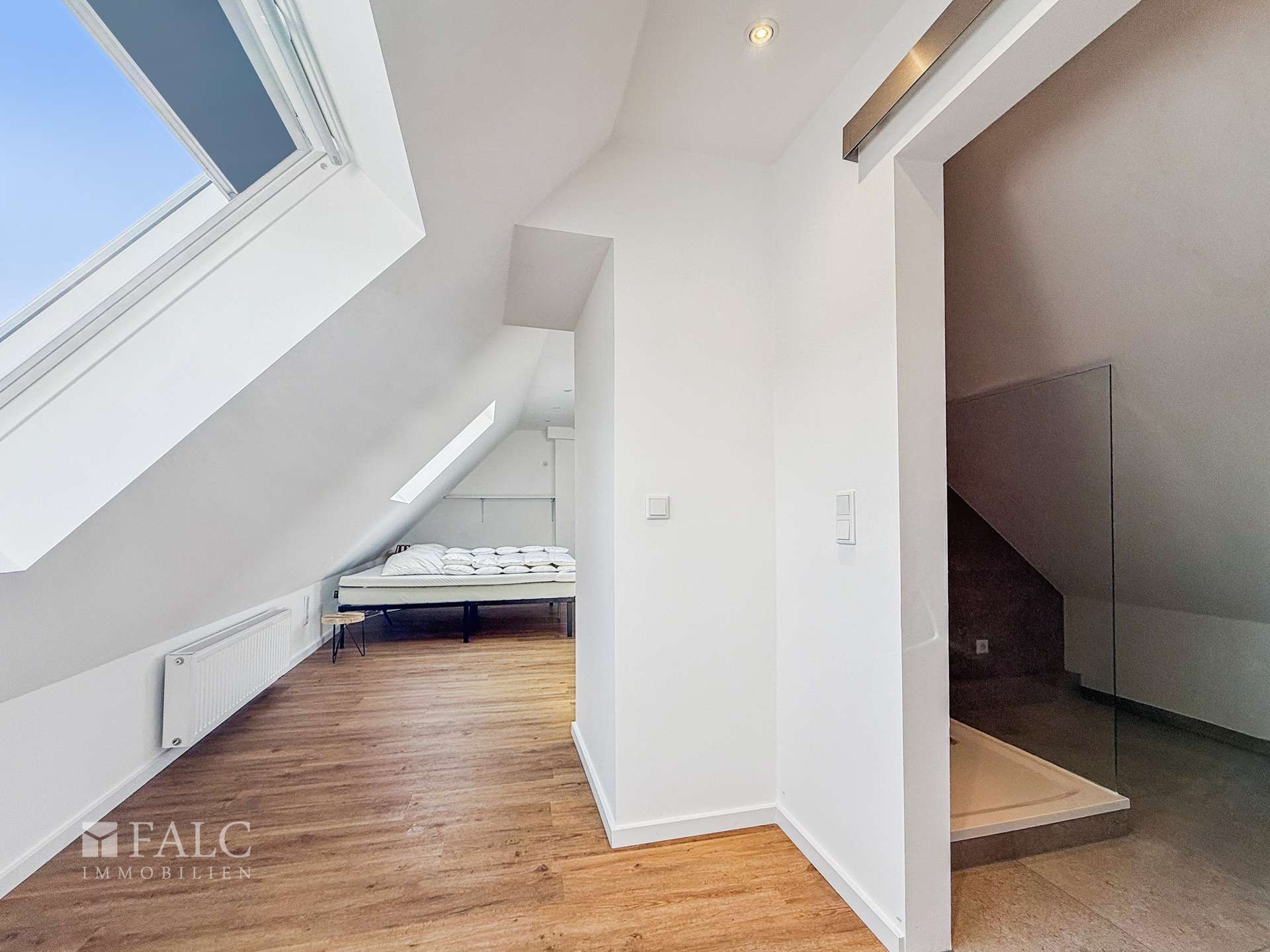 Property thumbnail 11