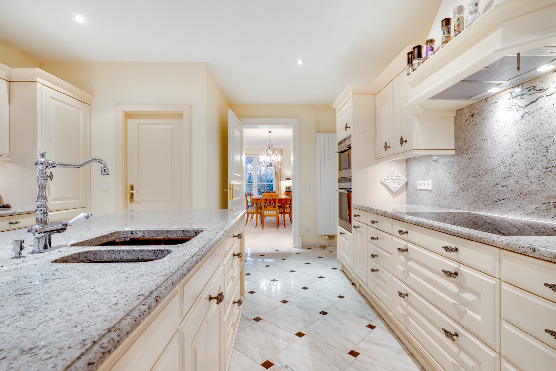 Property thumbnail 3