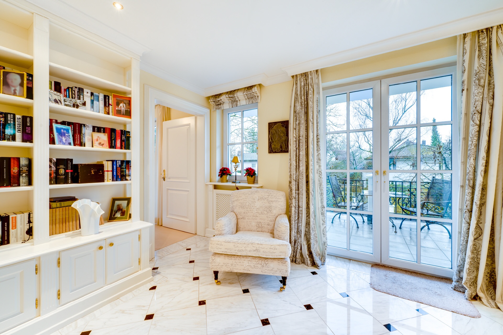 Property thumbnail 11