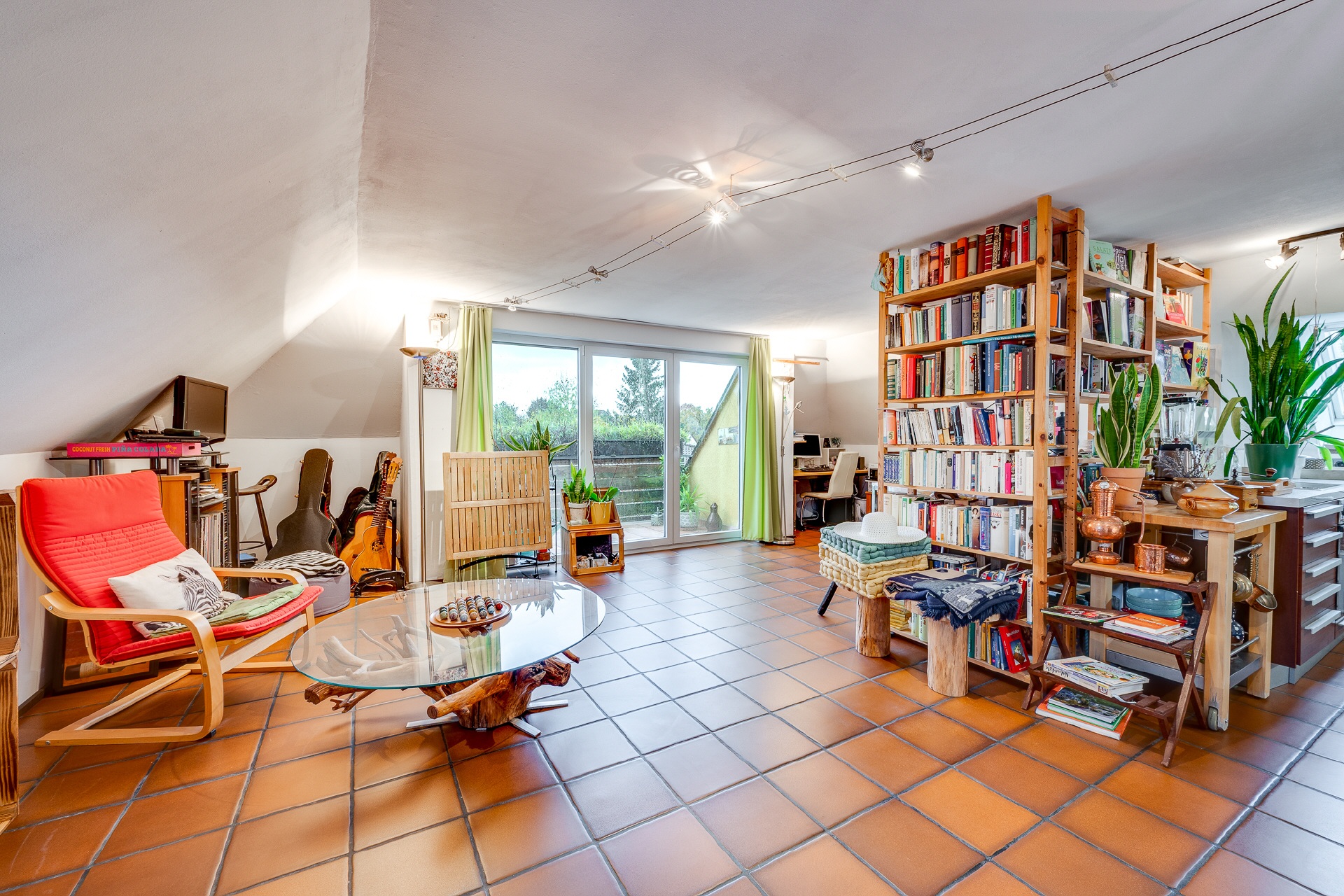 Property thumbnail 12