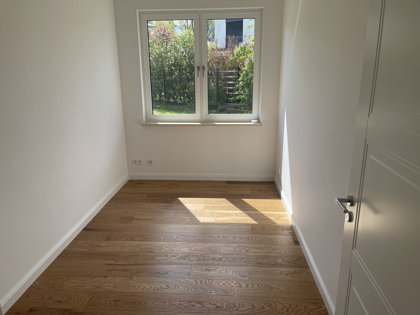 Property thumbnail 11