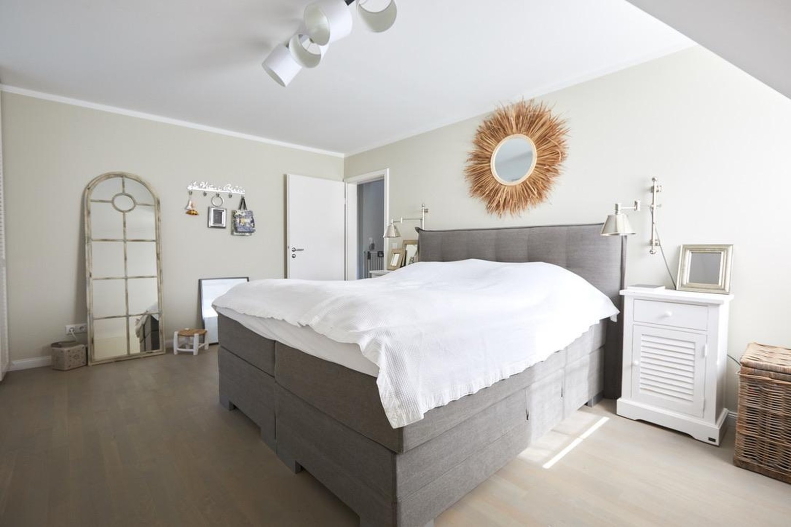 Property thumbnail 11