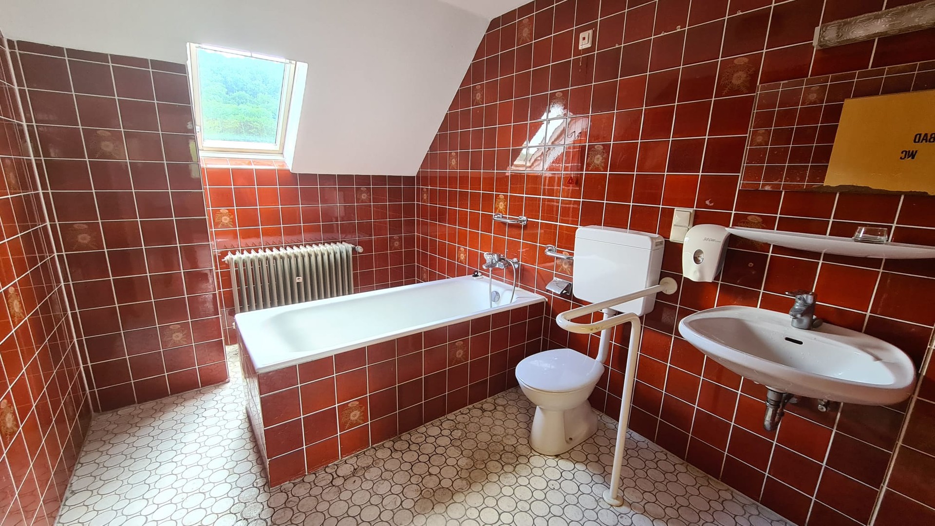 Property thumbnail 11