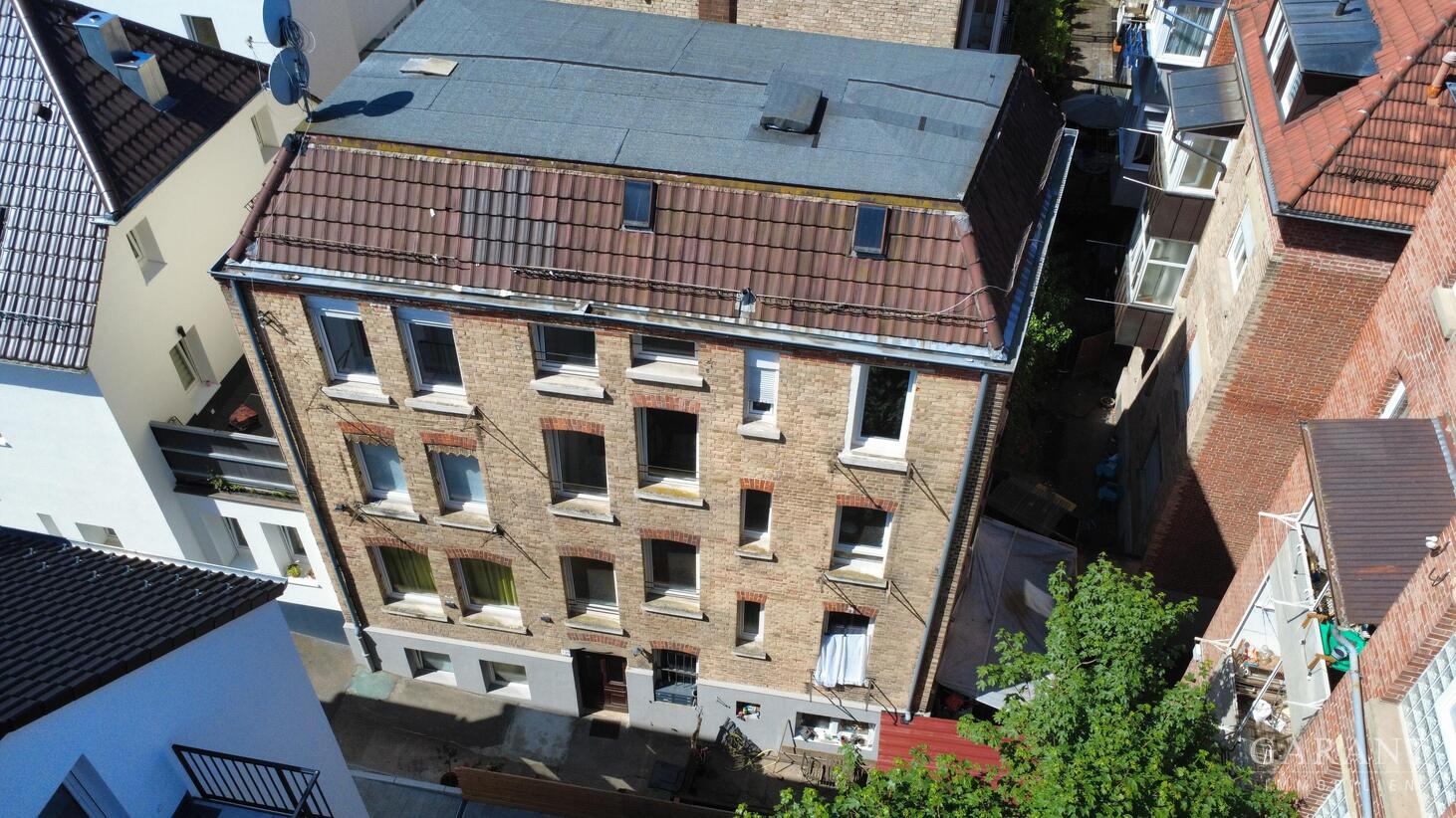 Attraktives Mehrfamilienhaus in Stuttgart-Heslach!