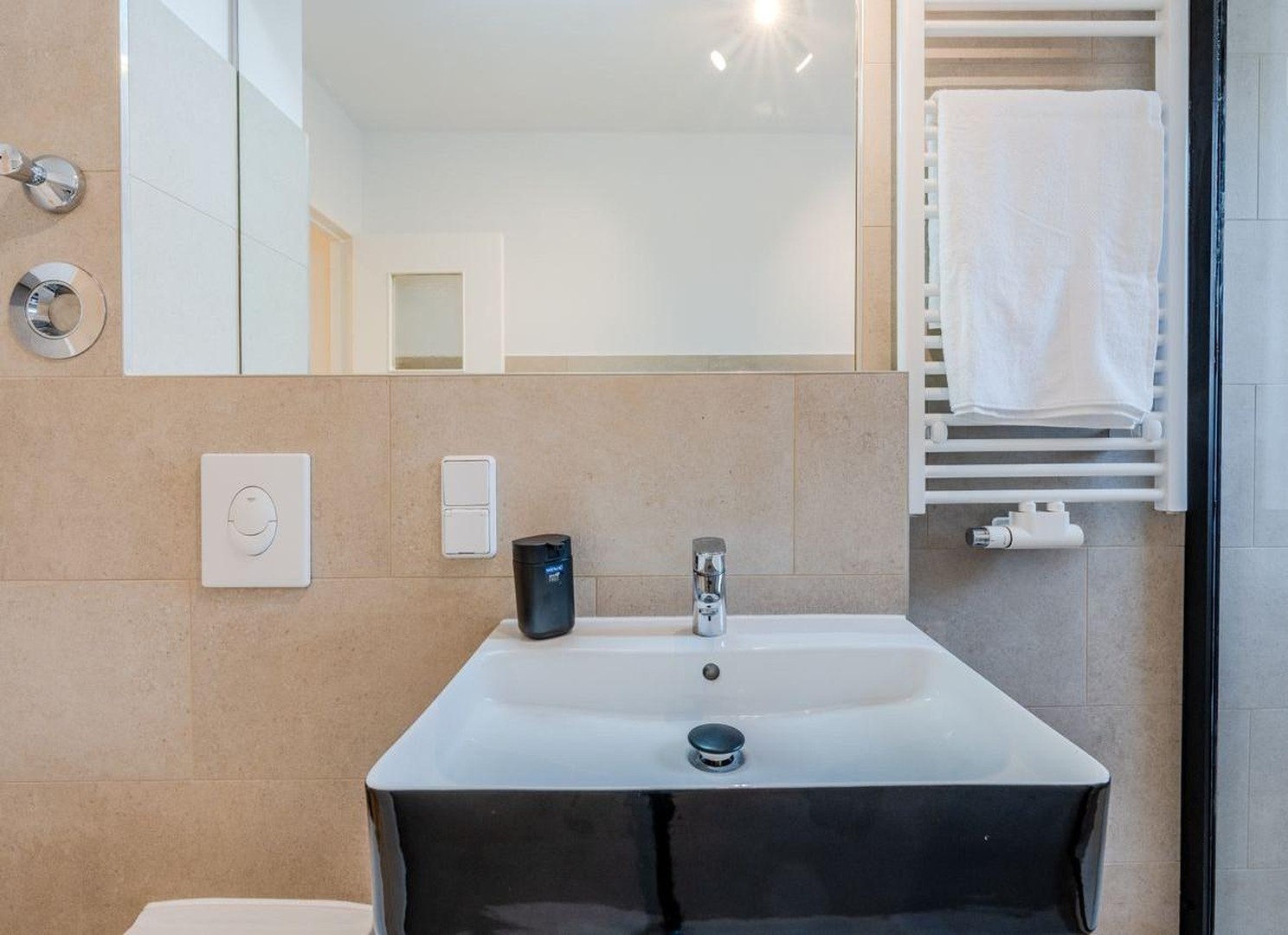 Property thumbnail 19