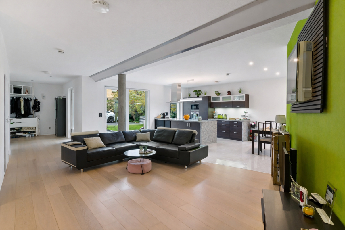 Property thumbnail 11