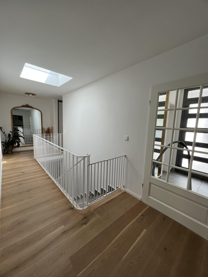 Lichtdurchfluteter Reihenbungalow mit Garten und Sauna in ruhiger Lage – Puchheim – Vorschaubild 6