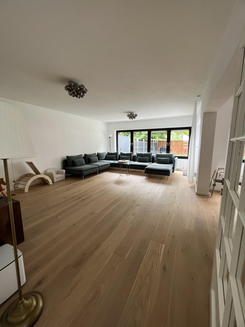 Lichtdurchfluteter Reihenbungalow mit Garten und Sauna in ruhiger Lage – Puchheim – Vorschaubild 9