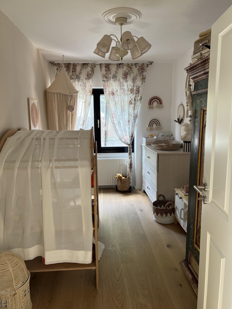 Lichtdurchfluteter Reihenbungalow mit Garten und Sauna in ruhiger Lage – Puchheim – Vorschaubild 11