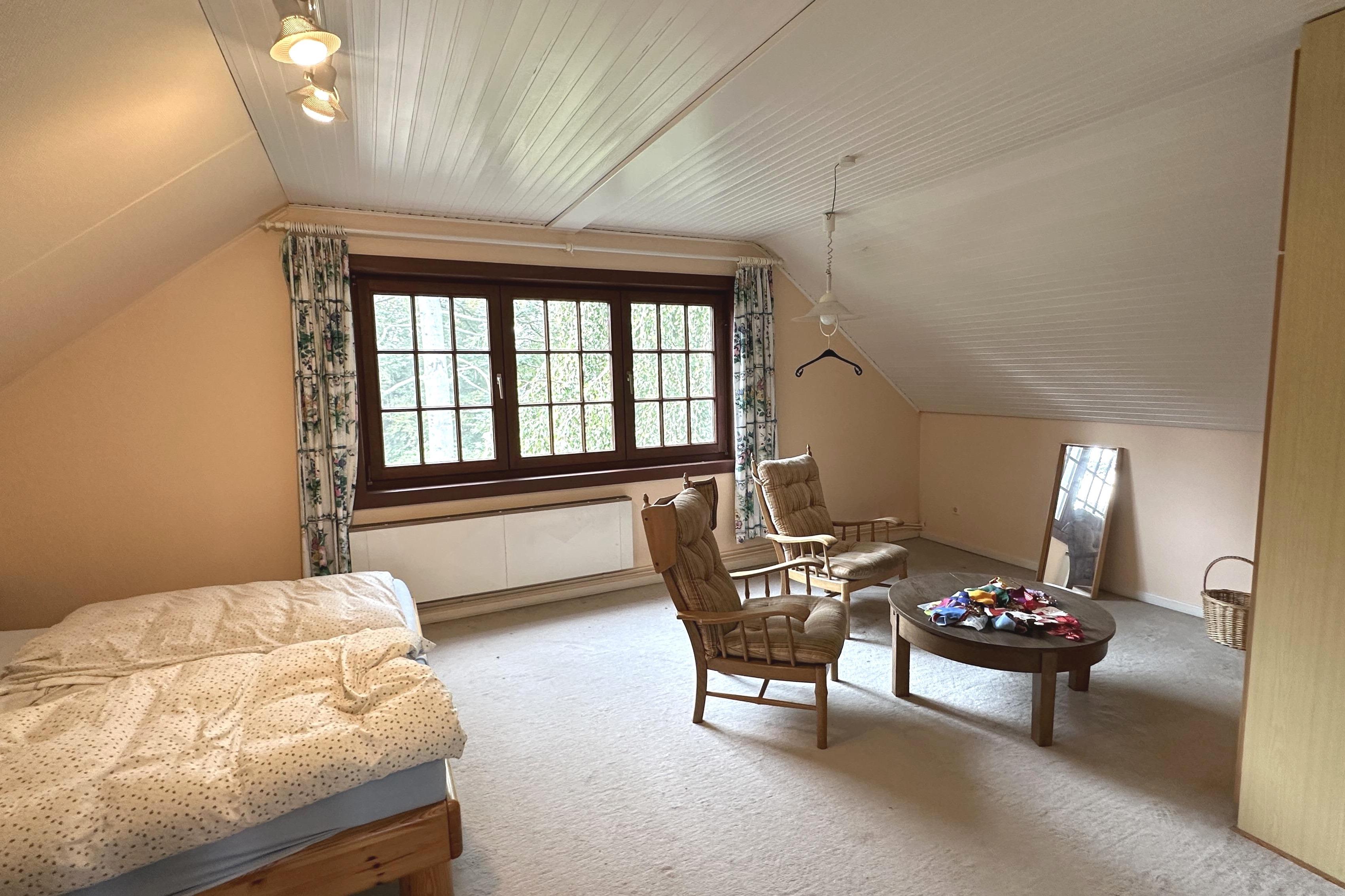 Property thumbnail 11