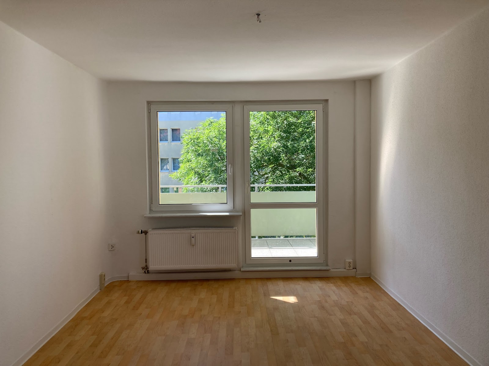 Property thumbnail 2