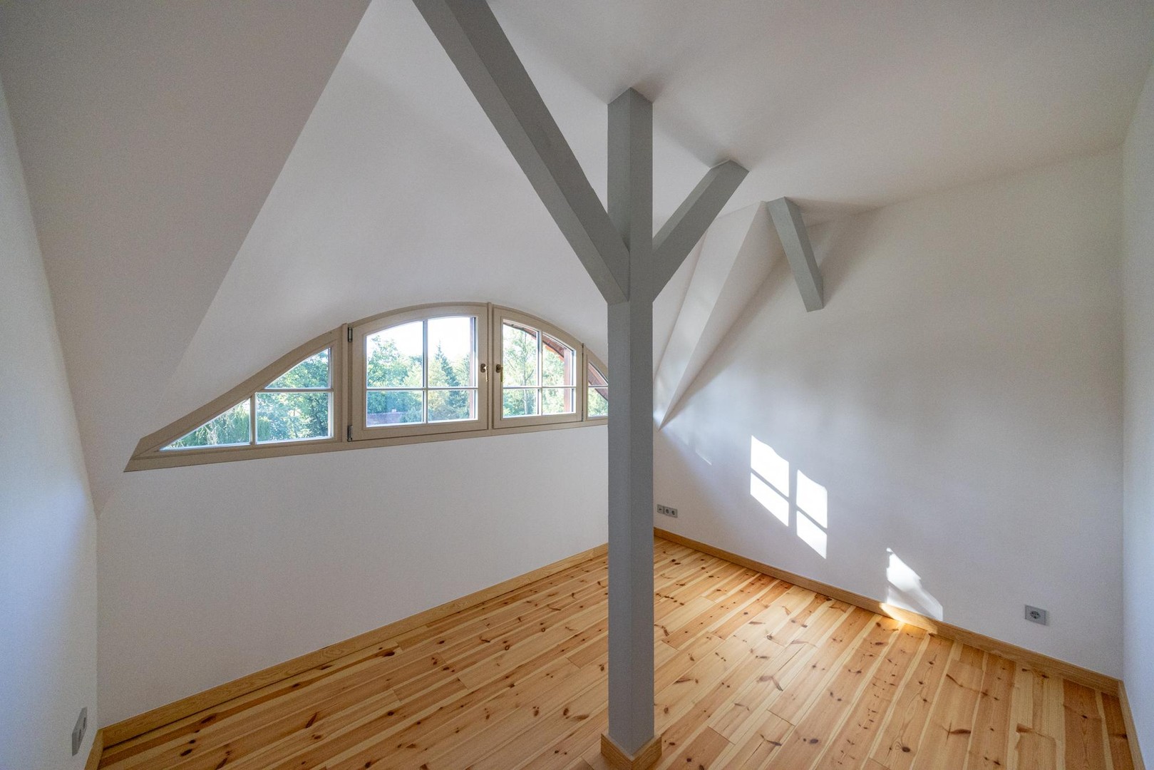 Property thumbnail 9