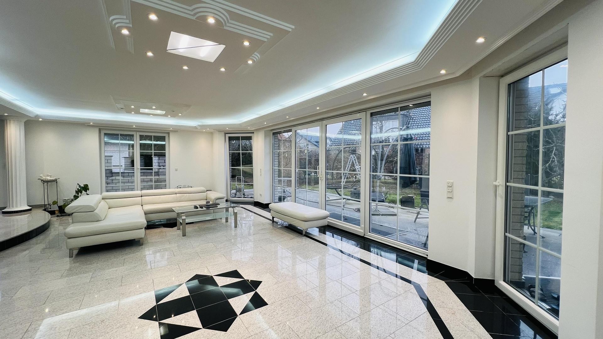 Property thumbnail 8