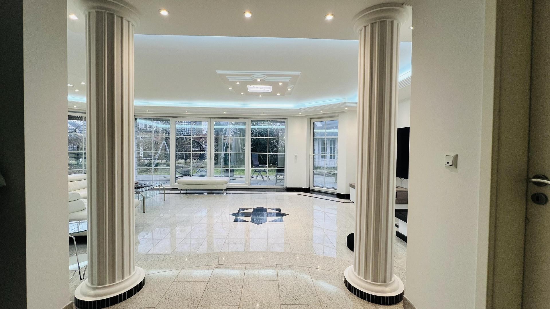 Property thumbnail 9