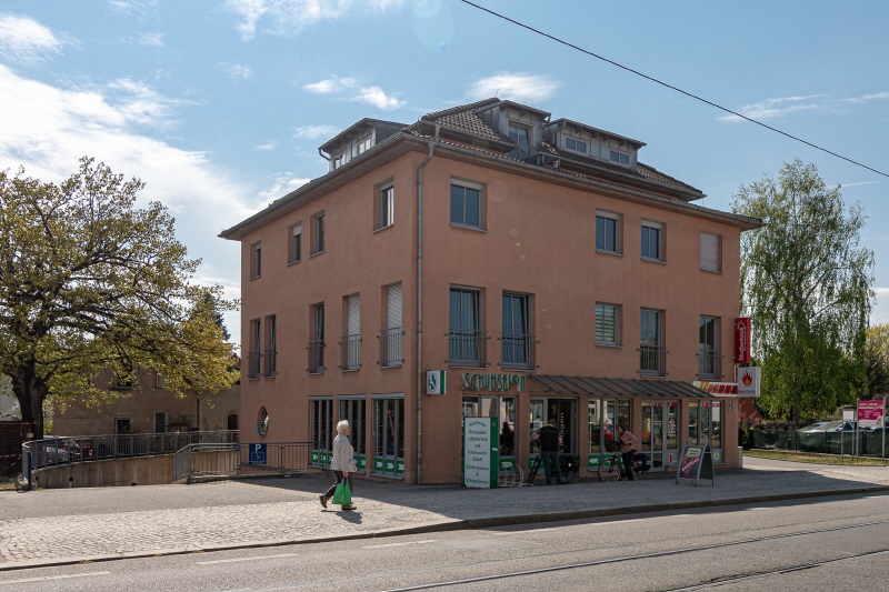bg