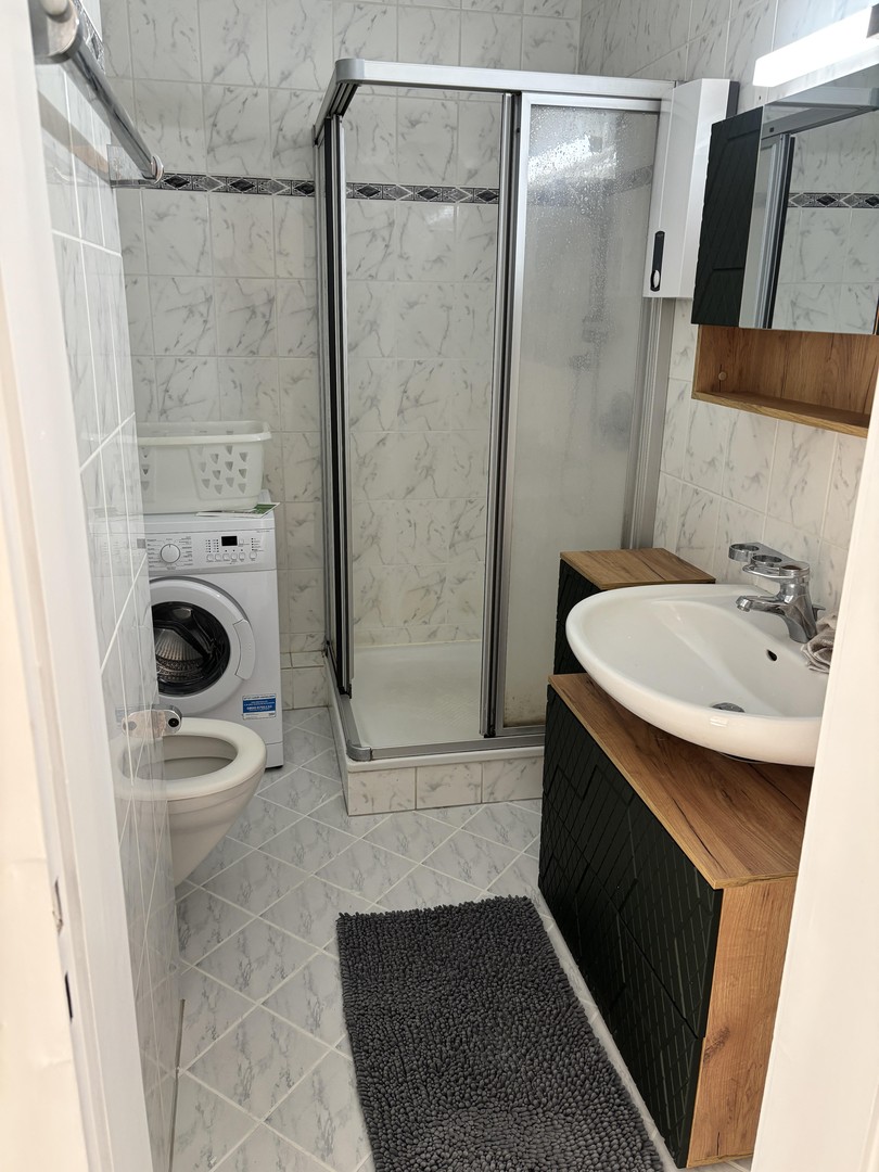 Property thumbnail 8