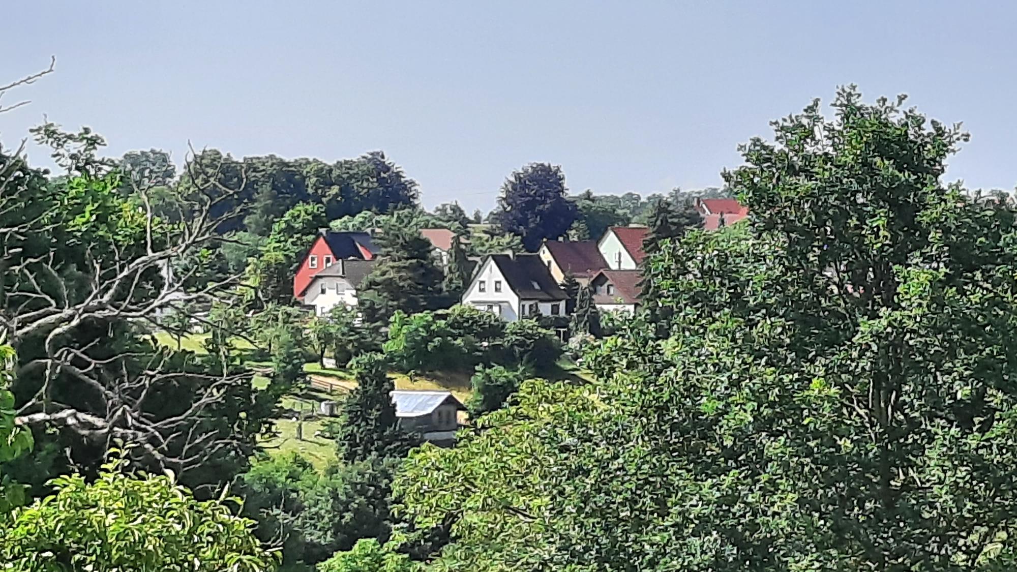 Einfamilienhaus in idyllischer Dorflage nahe Hermsdorf, sofort beziehbar – Bobeck – Bild 1 von 23