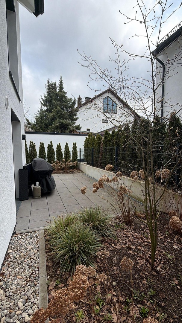 Property thumbnail 9