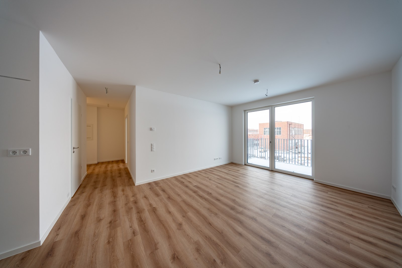 Property thumbnail 2