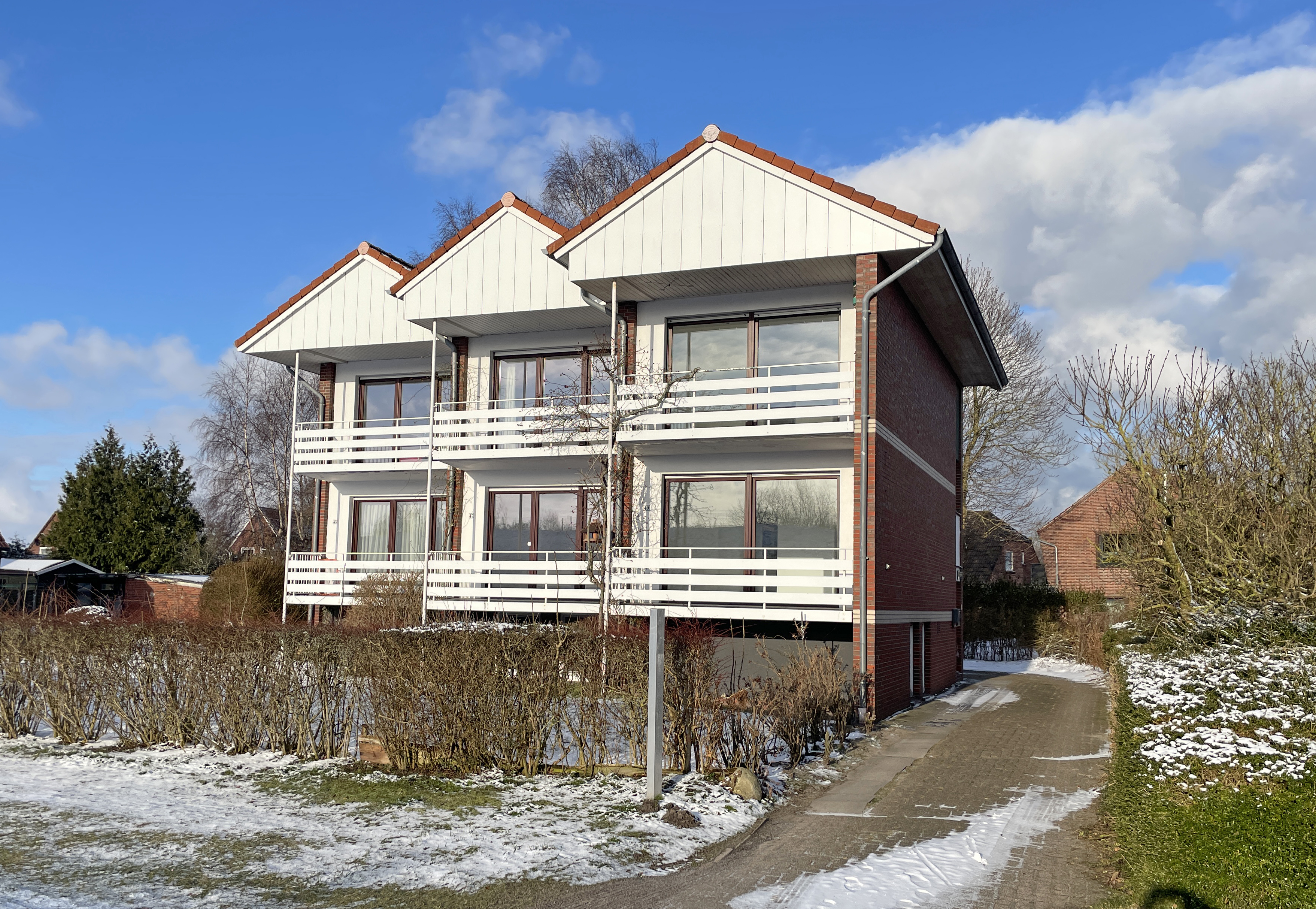 Property thumbnail 3