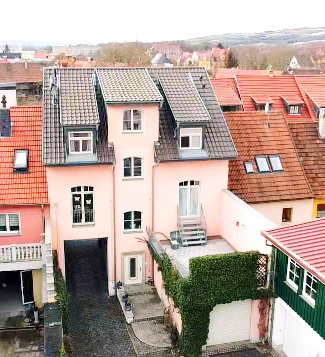 Property thumbnail 2