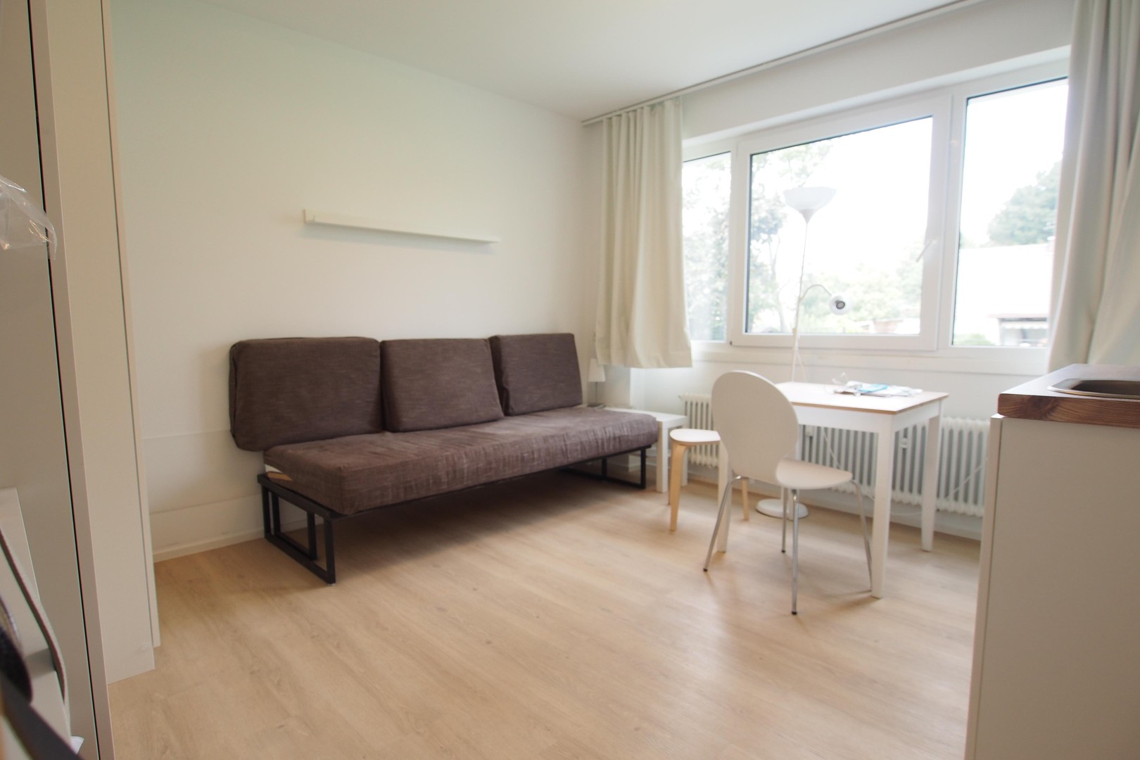 Sehr schönes und helles 1-Zimmer- Apartment in einer kleinen Apartmentanlage