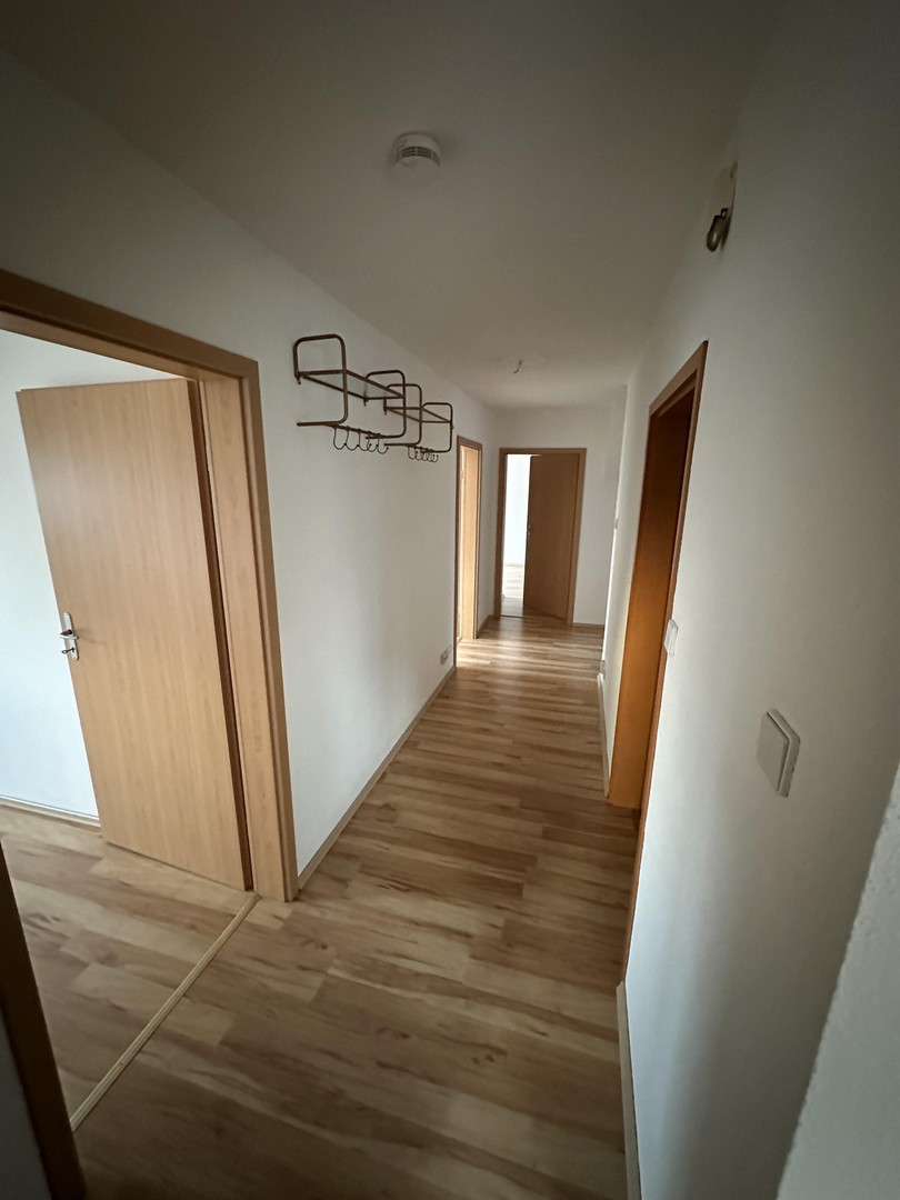 Property thumbnail 9