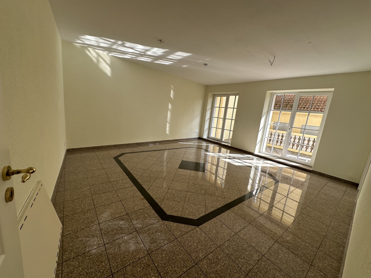 Property thumbnail 10