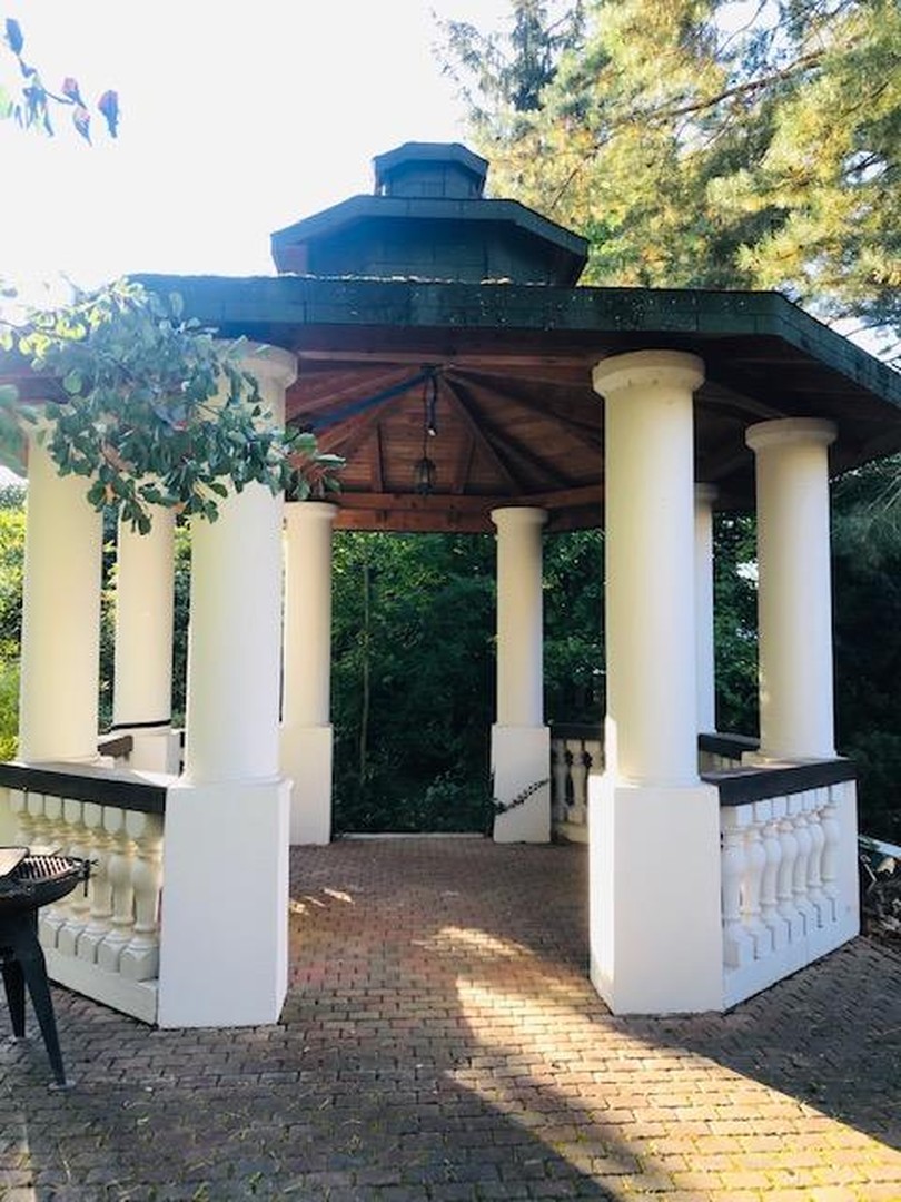 Property thumbnail 40