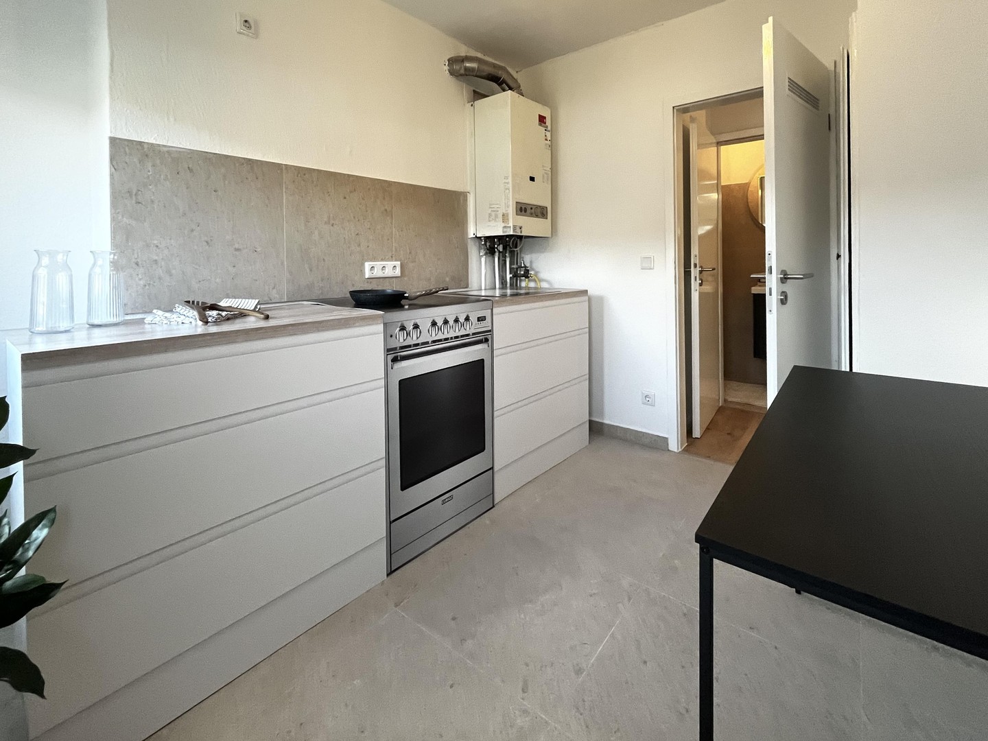 Property thumbnail 9