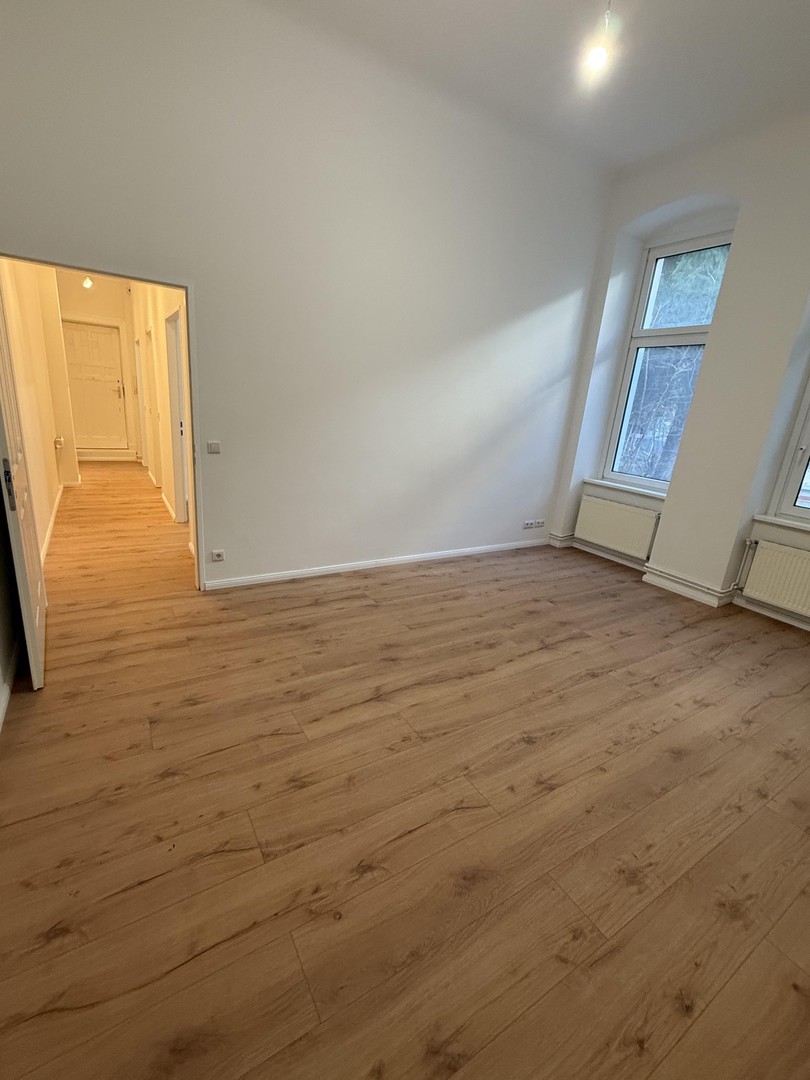 Charlottenburg: Kernsaniert & ruhig – 2-Zimmer-Wohnung im EG (Innenhoflage)