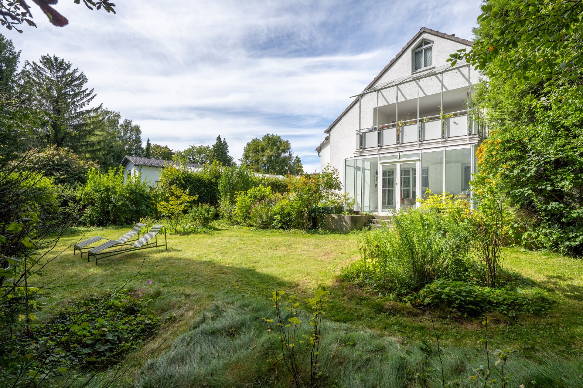 AIGNER - Domizil für Gartenliebhaber mit rund 100m² Wohn-/Nutzfläche und über 800m² Garten