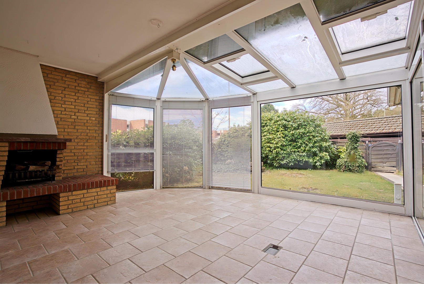 Property thumbnail 6